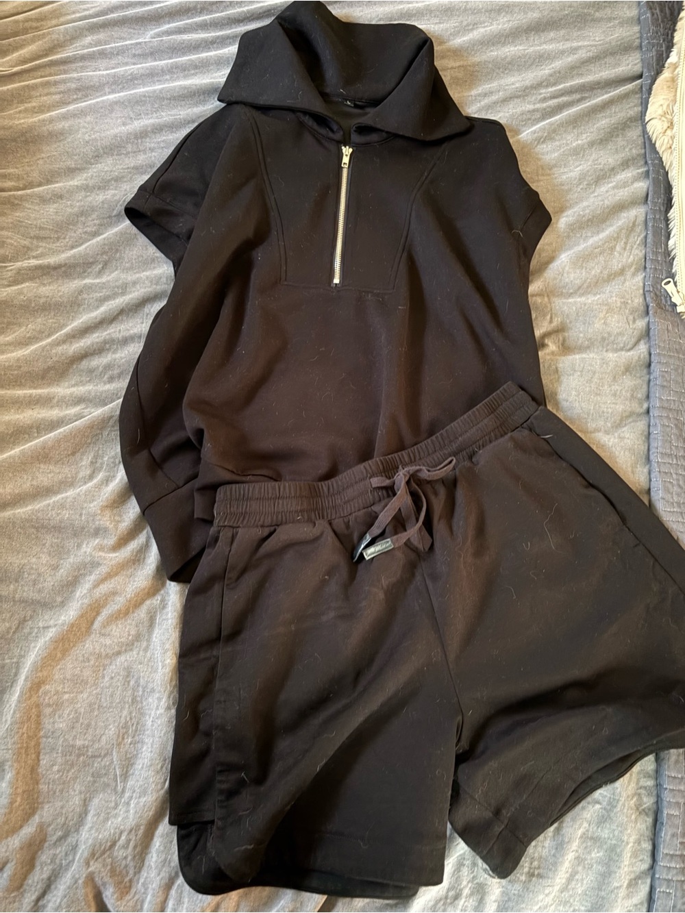 Source Unknown Black Athletic Shorts